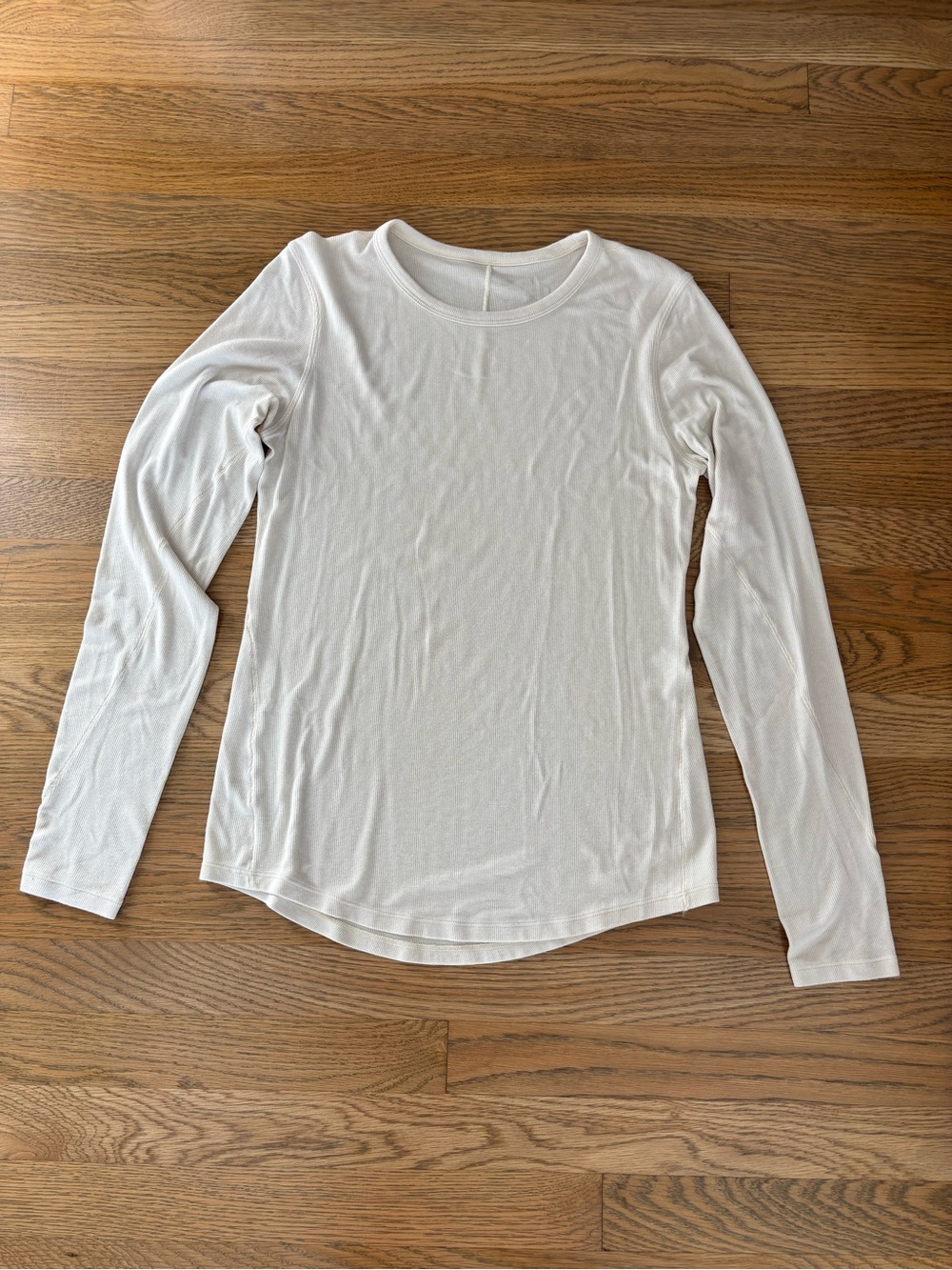 lululemon athletica Women's White Long-Sleeve Crew Top